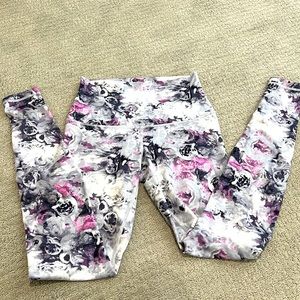 Lululemon high waisted leggings in fairly good condition